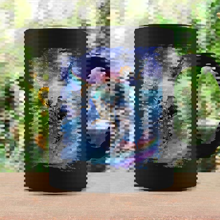 レインボーギャラクシー 宇宙に乗るサメに乗る猫 コーヒーマグ ギフトのアイデア