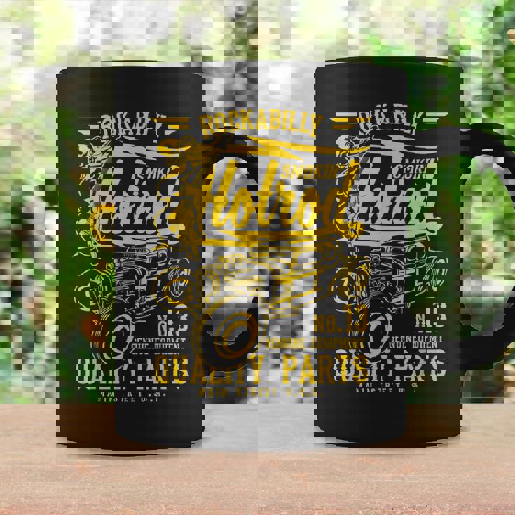 レトロヴィンテージスタイルのホットロッドロカビリーアンティーク調デザイン。 コーヒーマグ ギフトのアイデア