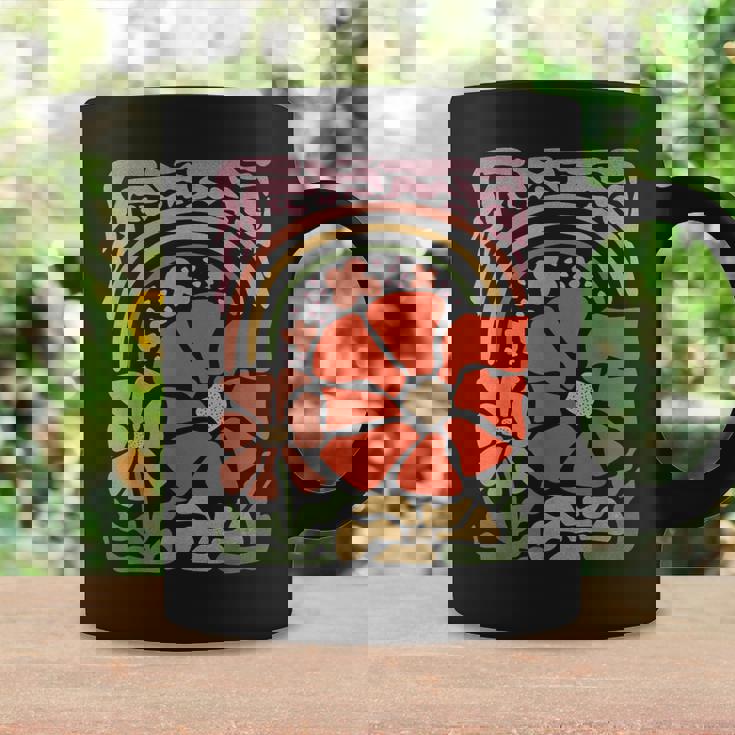 ヴィンテージフラワーレトロルックナチュラルヒッピーバイブ。 コーヒーマグ ギフトのアイデア