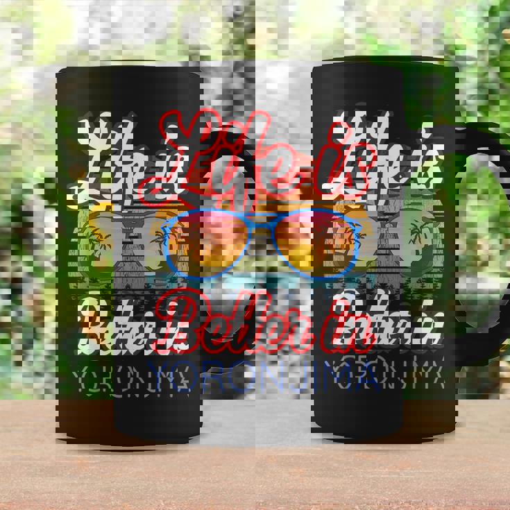 与論島おみやげ 与論島ビーチリゾートでの生活はもっといい コーヒーマグ ギフトのアイデア