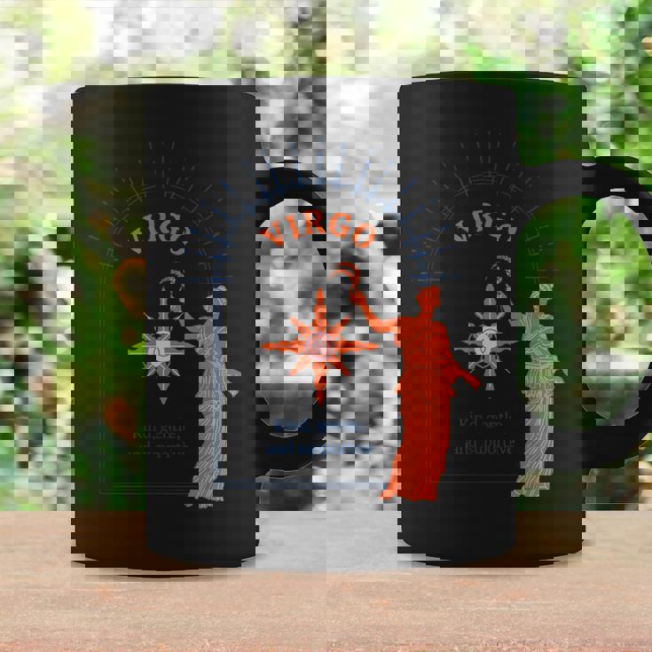 乙女座 星座 9月 8月 誕生日 グラフィックアート 乙女座サイン コーヒーマグ ギフトのアイデア