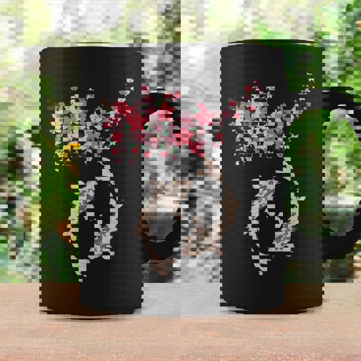 和鯉 鯉 錦鯉 魚 桜 男性 女性 コーヒーマグ ギフトのアイデア