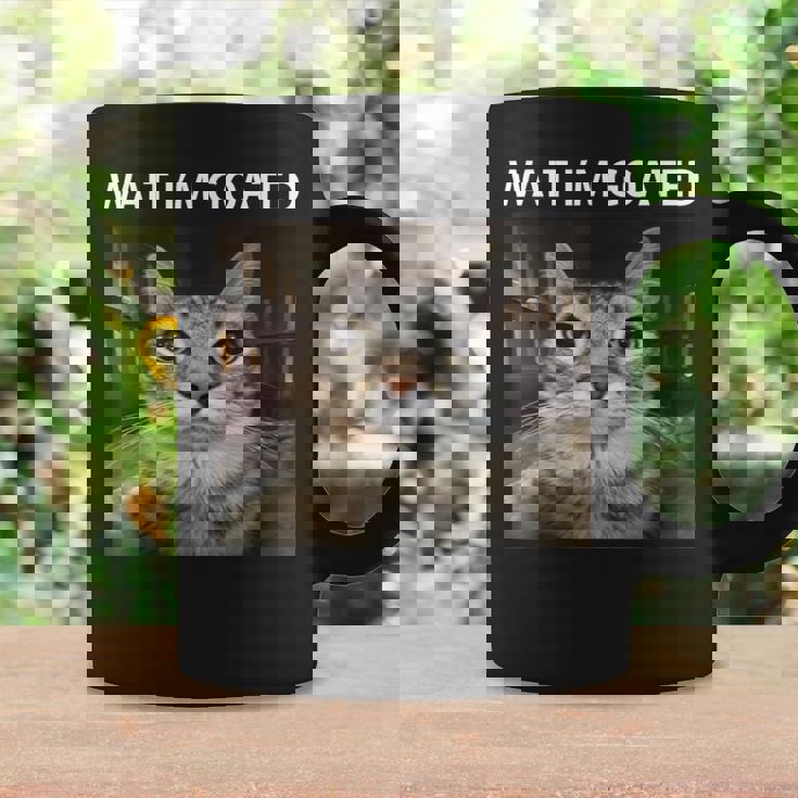 待ってよヤギの愚かな猫のミーム コーヒーマグ ギフトのアイデア