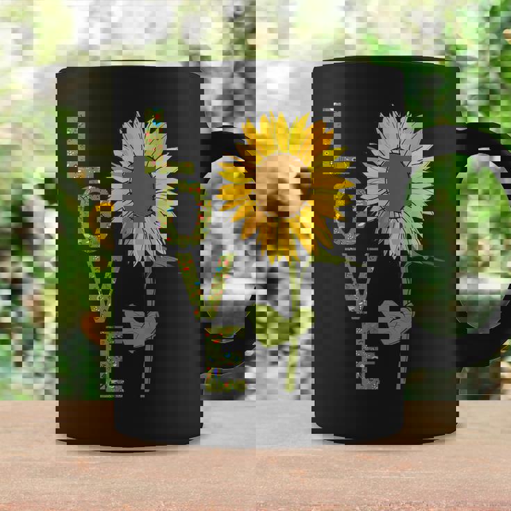 愛の大きなひまわりを作る庭師 コーヒーマグ ギフトのアイデア