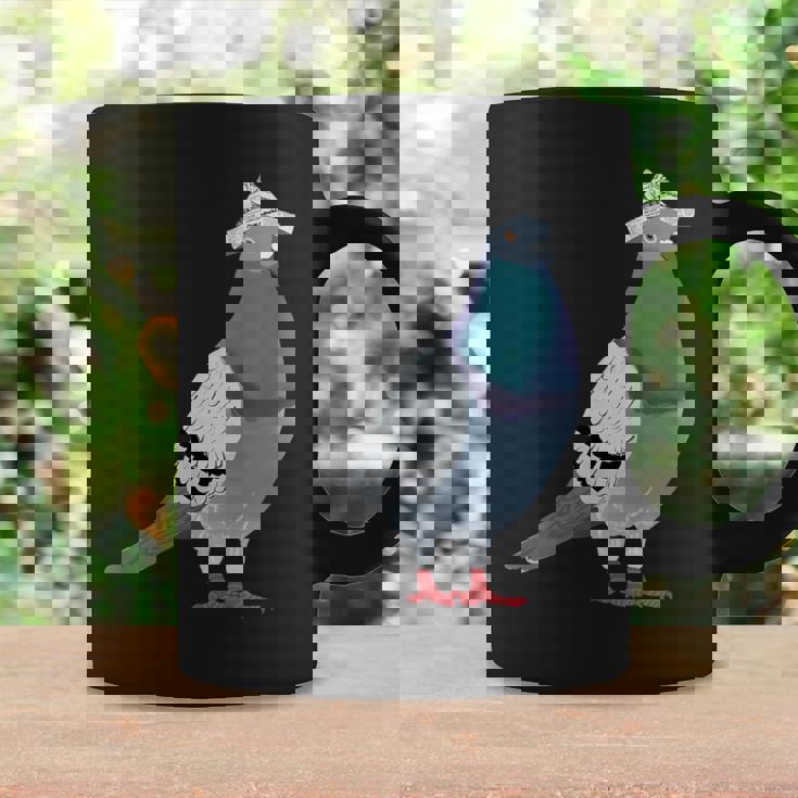 新聞帽子をかぶった鳩 コーヒーマグ ギフトのアイデア