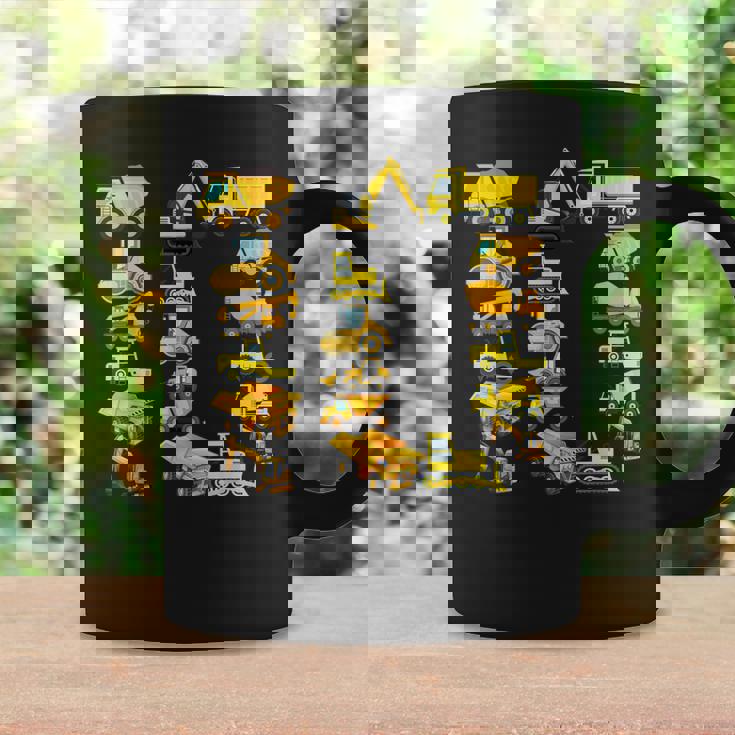 楽しい建設トラック 10歳の誕生日パーティー 男の子 10歳 コーヒーマグ ギフトのアイデア