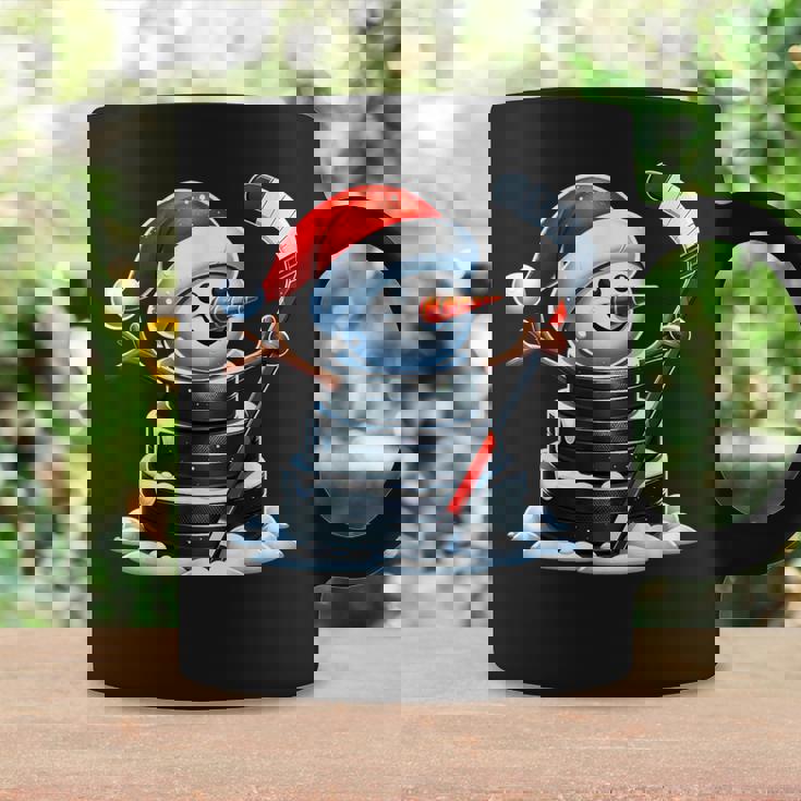 漫画 アイスホッケーパック 雪だるま サンタ帽子付き クリスマス コーヒーマグ ギフトのアイデア