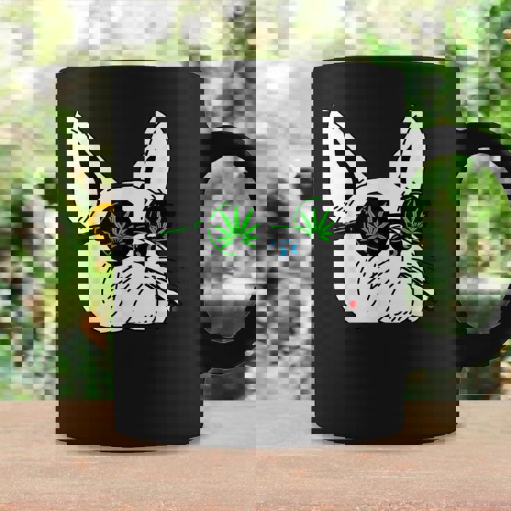 犬のサングラス喫煙420クールな雑草大麻マリファナ コーヒーマグ ギフトのアイデア