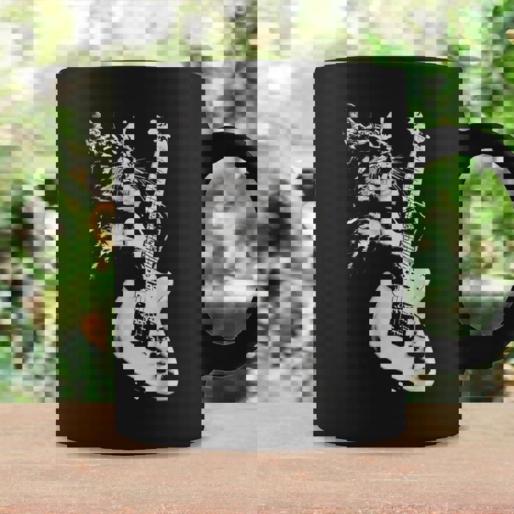 猫がギターベースを弾く コーヒーマグ ギフトのアイデア