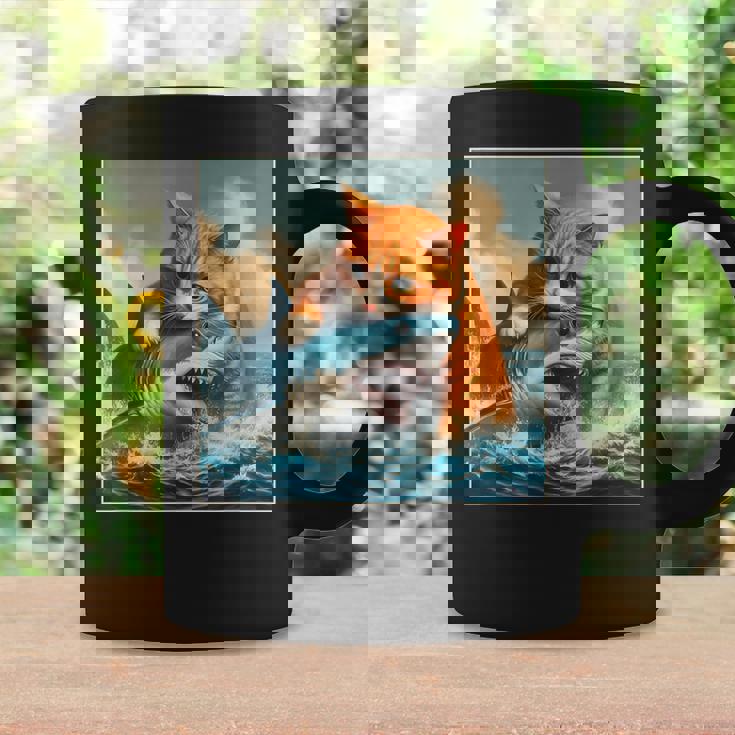 猫のサメ、面白い猫がサメを噛むサメ、サメと猫 コーヒーマグ ギフトのアイデア