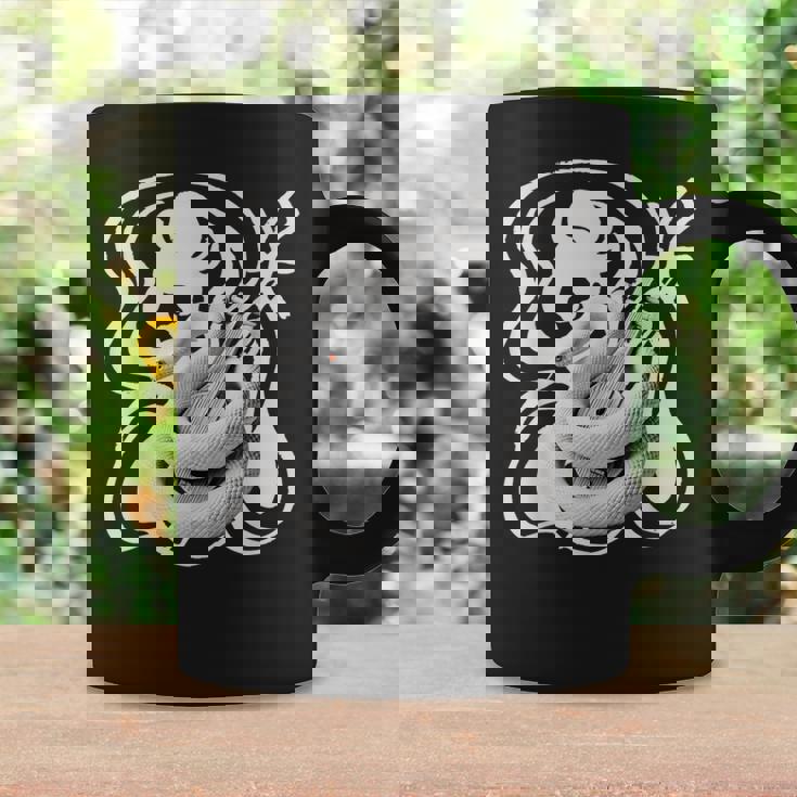 白蛇と弁財天 和風神秘デザイン 蛇と楽器モチーフ コーヒーマグ ギフトのアイデア