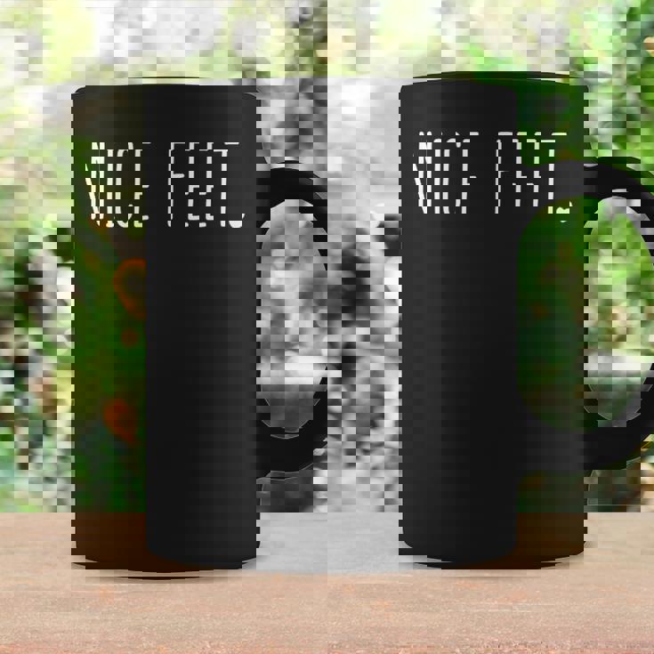 素敵な足足フェチのミニマリスト グラフィック コーヒーマグ ギフトのアイデア