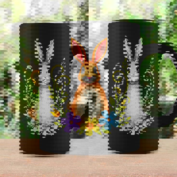花と葉を持つ愛らしいウサギ 自然デザイン コーヒーマグ ギフトのアイデア
