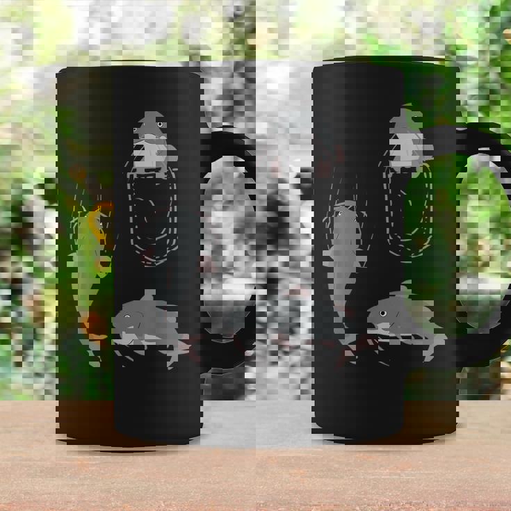 袋に入った魚 ナマズ コーヒーマグ ギフトのアイデア