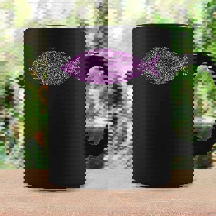 複雑なピンクの魚のイラスト 葉の付いた芸術的なデザイン コーヒーマグ ギフトのアイデア