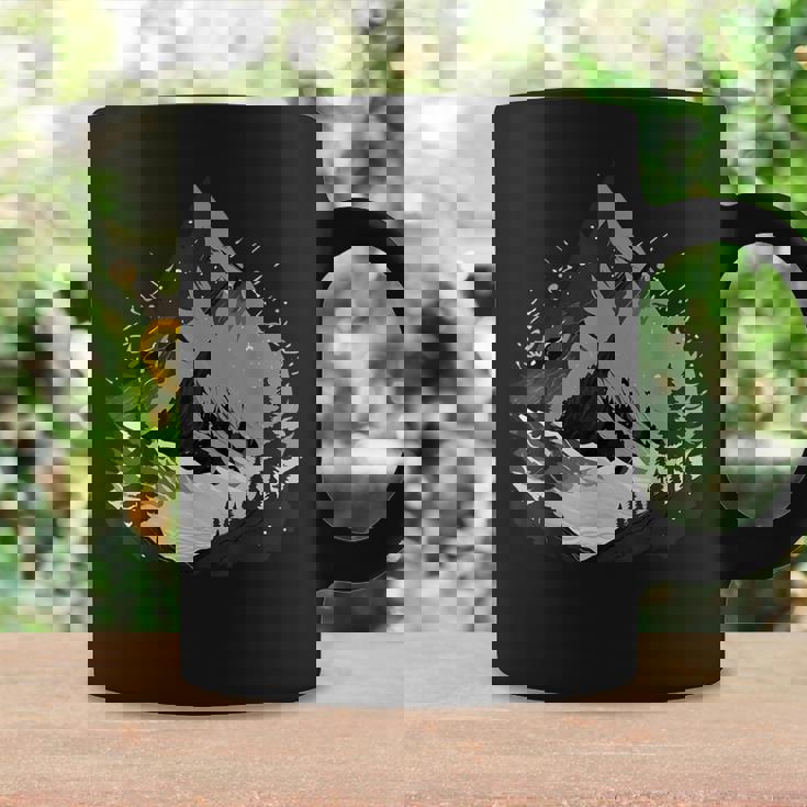 野生動物 自然 ハイキング ハイカー 森林 反射 山 コーヒーマグ ギフトのアイデア