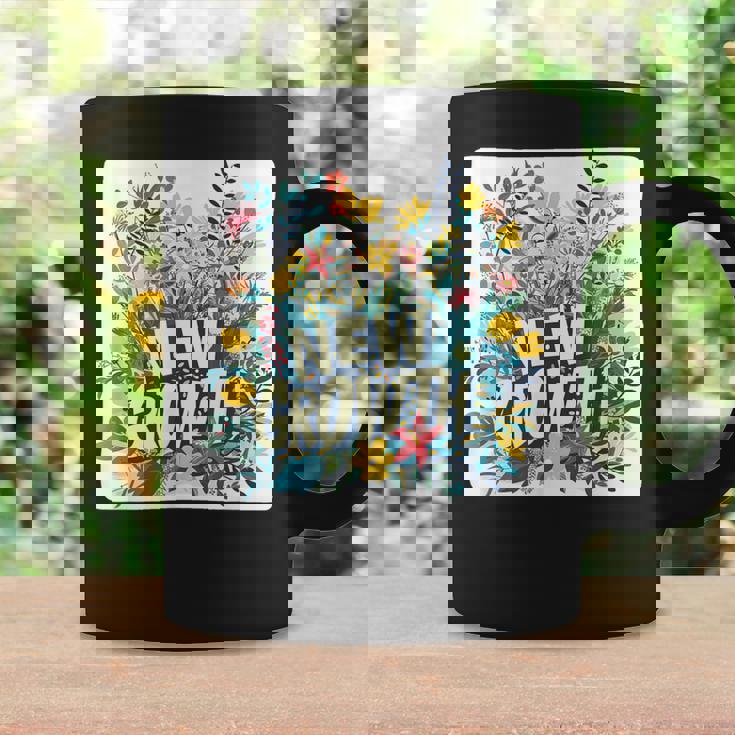 開花した外観のためのかなり新しい成長スタイル コーヒーマグ ギフトのアイデア