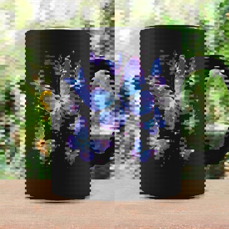 青と紫の模様の蝶たち 昆虫プリント コーヒーマグ ギフトのアイデア