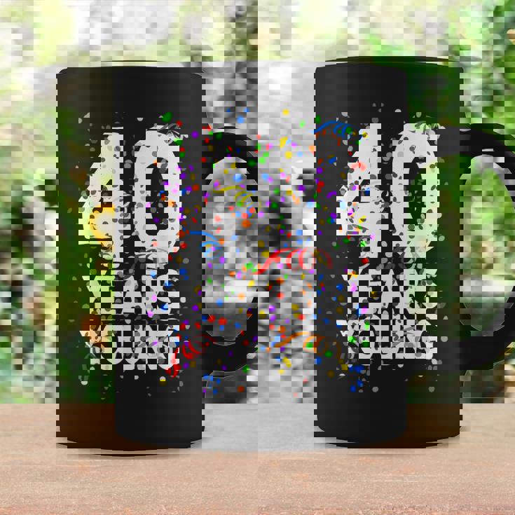 面白 40 Years Young Happy 40Th Birthday シャツ メンズ レディース コーヒーマグ ギフトのアイデア