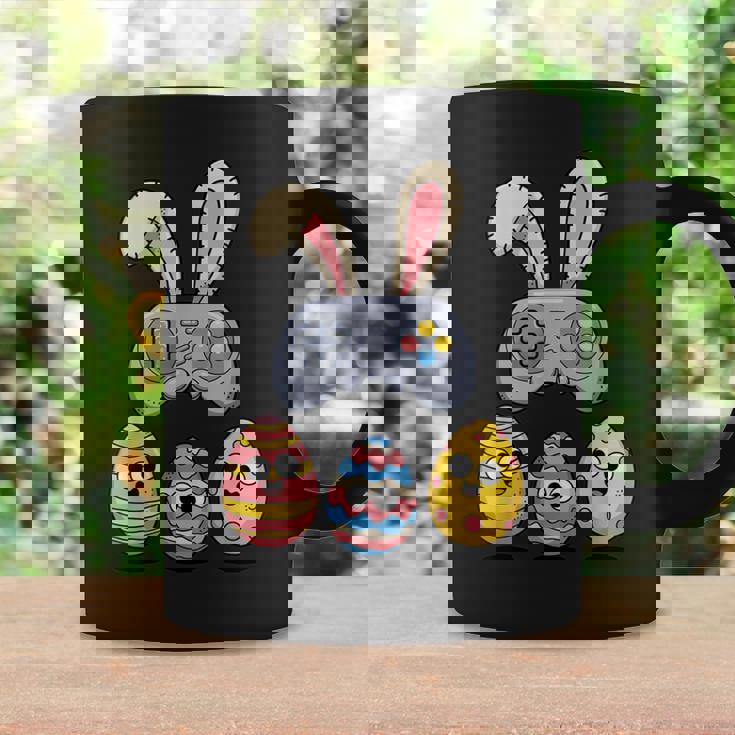 面白いイースタービデオゲームコントローラーと卵 コーヒーマグ ギフトのアイデア