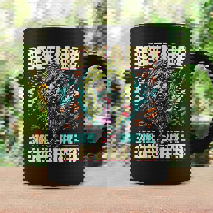 面白いコーヒーゾンビガール、カフェインが入るまでゾンビに注意 コーヒーマグ ギフトのアイデア