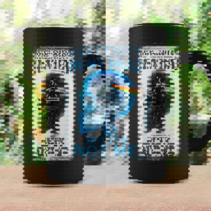 頭の中に誰かがいるけどスケルトンって言ってるのは私じゃない コーヒーマグ ギフトのアイデア