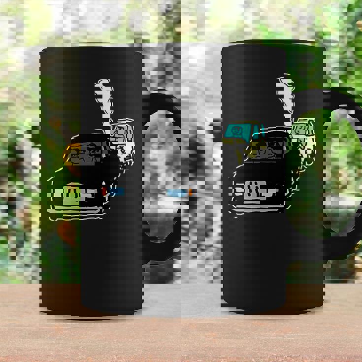 黒塗りの高級車よりも怖い無車検の軽自動車 コーヒーマグ ギフトのアイデア