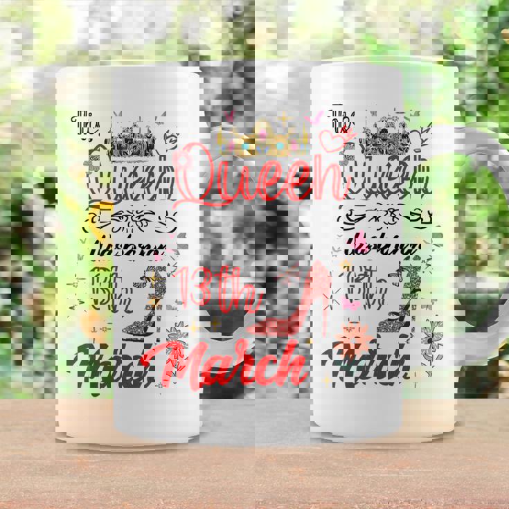 3月13日 誕生日 この女王は3月13日に生まれました コーヒーマグ ギフトのアイデア