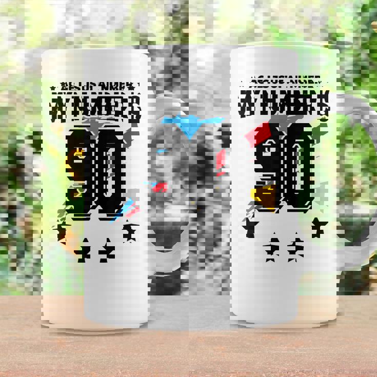 Age Is Just Number スポーツ 90歳 面白い 90歳の誕生日 コーヒーマグ ギフトのアイデア