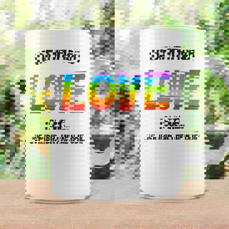 Celebrating Love Lgbtq ゲイプライドグッズ レズビアンレインボー コーヒーマグ ギフトのアイデア