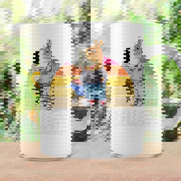 Chill Guy Meme Grill Guy Bratwurst グリル シェフグリル 長袖tシャツ コーヒーマグ ギフトのアイデア