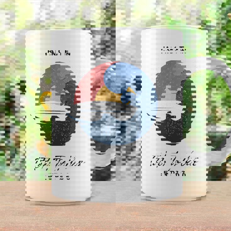 Hang 10 Catch The Waves サーフボード サーフ サーフィン コーヒーマグ ギフトのアイデア