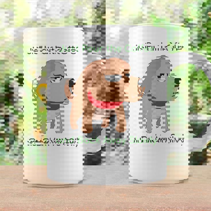 Just Pour The Coffee And Back Awaylowly ドッグプリント コーヒーマグ ギフトのアイデア