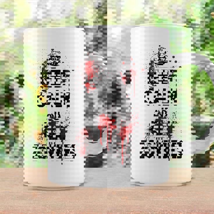 Keep Calm And Kill Zombies Carry Bloodplatter On コーヒーマグ ギフトのアイデア