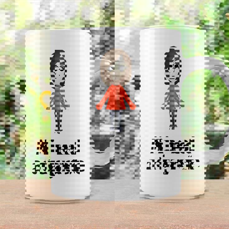 Mii Need A Cigarette Humour メンズ レディース コーヒーマグ ギフトのアイデア