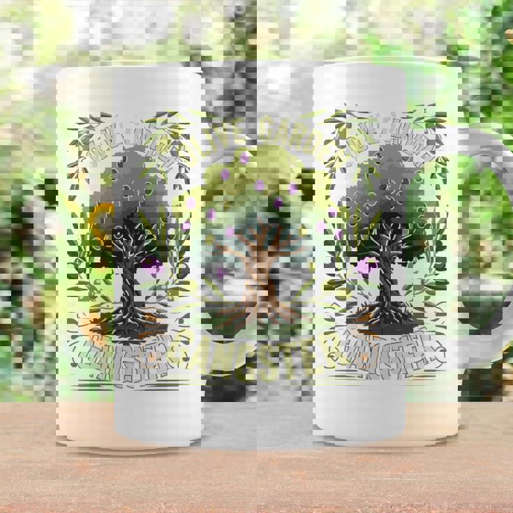 Olive Garden Gangster Olive Tree Graphic 長袖tシャツ コーヒーマグ ギフトのアイデア