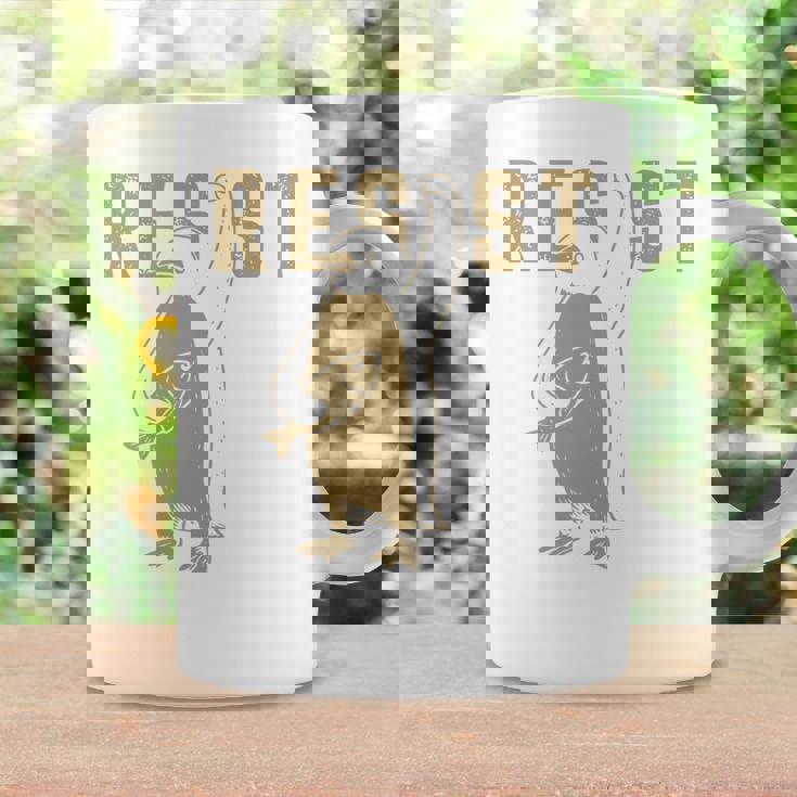 Resist Penguins Activism グラフィック Wetand With Penguins 長袖tシャツ コーヒーマグ ギフトのアイデア