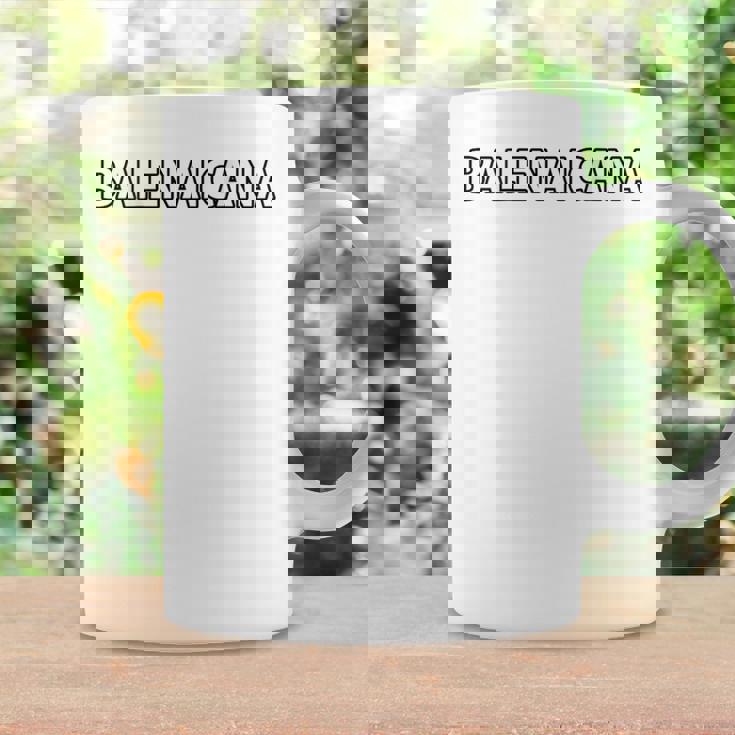 【バックプリント・背中側】Balenaicana《ばれないかな》ホワイト 白 ロゴ【変なt】ブランド パロディ 面白 コーヒーマグ ギフトのアイデア