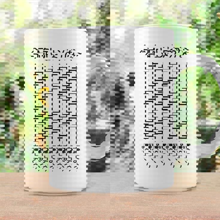 【今日何しようかな 寝よう】あみだくじ 文字 遊び心 おもしろ 面白い ユーモア ギャグ ネタ ウケ狙い 笑える 変な コーヒーマグ ギフトのアイデア