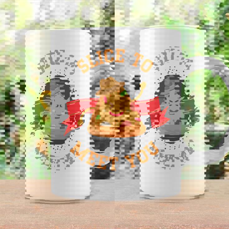 あなたに会うためにチーズクラストとスライス用のスライスが入ったピザ。 長袖tシャツ コーヒーマグ ギフトのアイデア