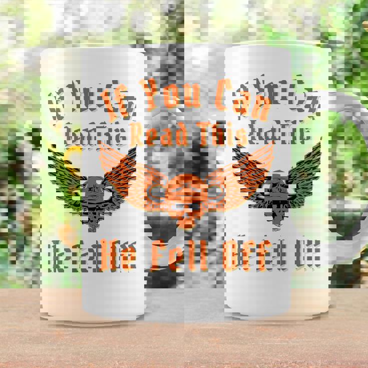 これを読めば、彼はバイカー向けのダークユーモアサインから落ちた コーヒーマグ ギフトのアイデア