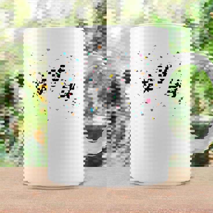 はぴば 誕生日 記念 誕生会 パーティー おめでとう バースデー ハッピーバースデー ハピバ 紙吹雪 主人公 主役 ネタ コーヒーマグ ギフトのアイデア