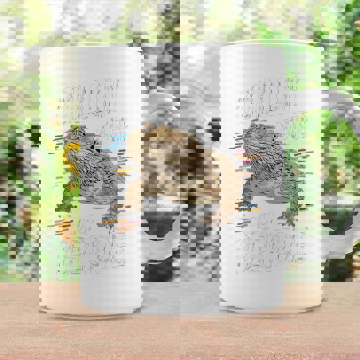 ひげを生やしたドラゴン、バルタゲーム、フトアゴヒゲトカゲ、ポゴナとくつろぐ 長袖tシャツ コーヒーマグ ギフトのアイデア