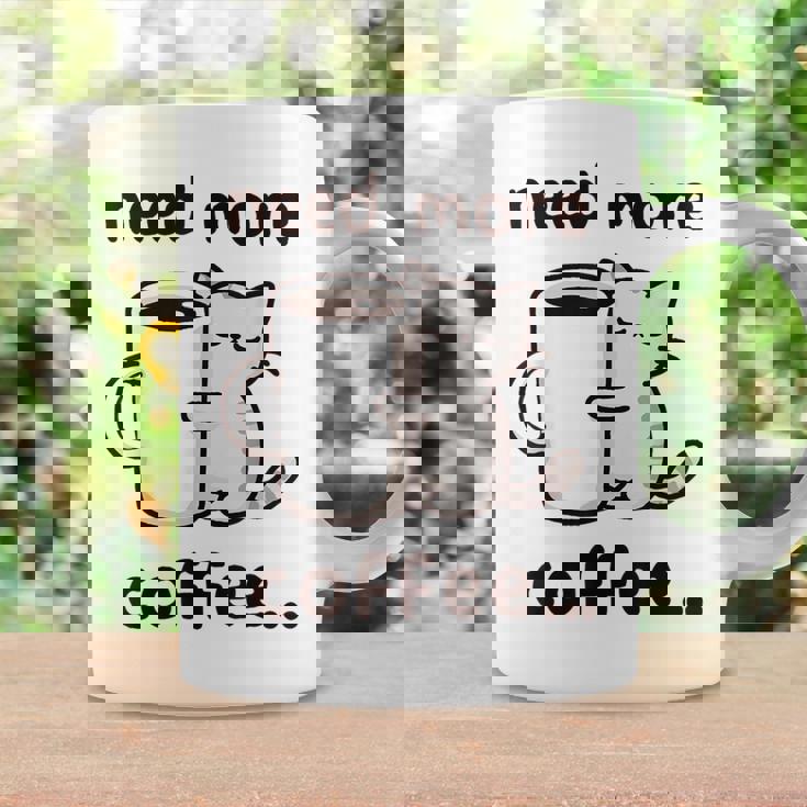 もっとコーヒーが必要だよ、可愛い猫ちゃん コーヒーマグ ギフトのアイデア