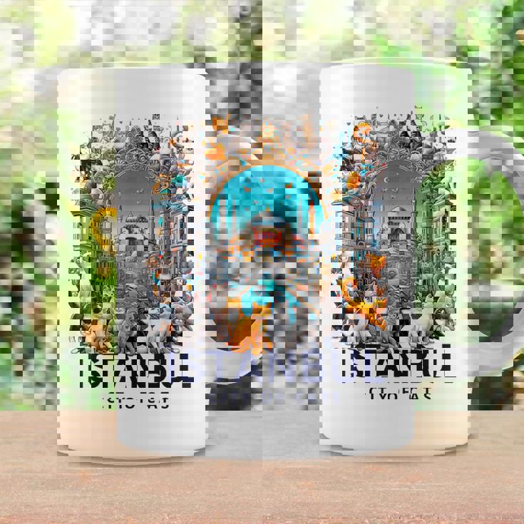 イスタンブール、トルコ 猫の街 Istanbul Turkey City Of Cats コーヒーマグ ギフトのアイデア