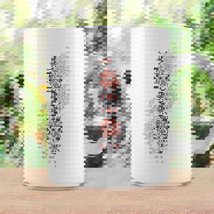 ウクライナ刺繍タトゥーローズ ウクライナの自由 コーヒーマグ ギフトのアイデア