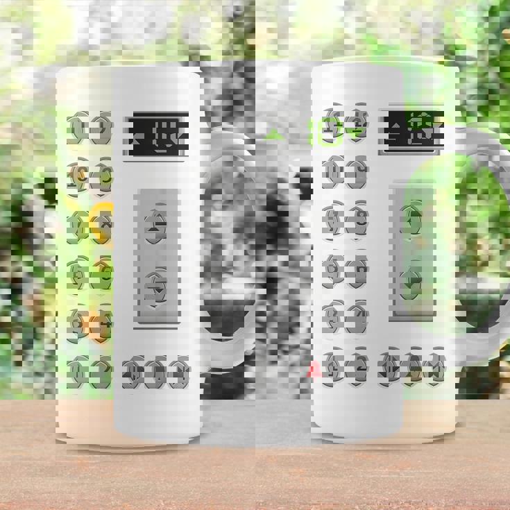 エレベーターボタン おもしろエレベーター コーヒーマグ ギフトのアイデア