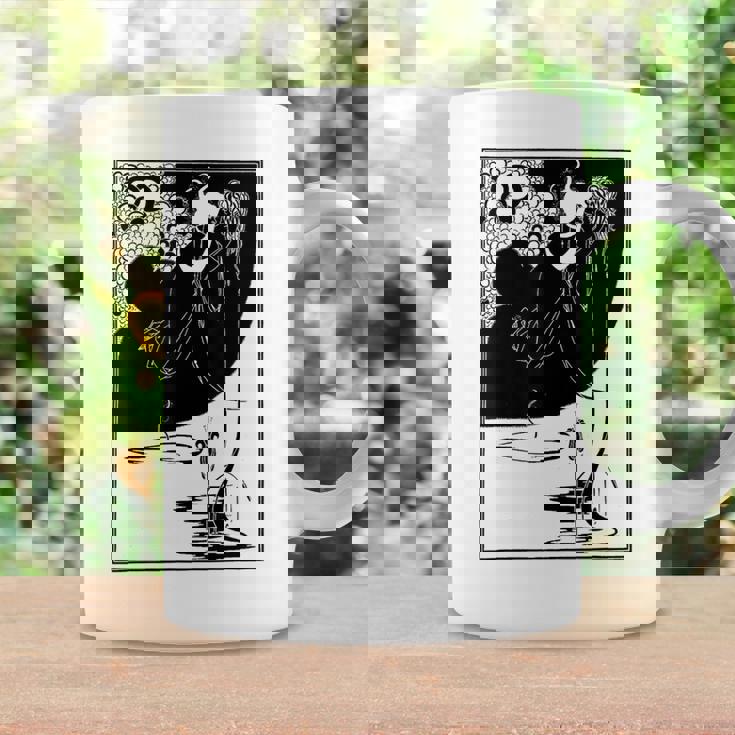 オーブリー・ビアズリーのクライマックス コーヒーマグ ギフトのアイデア