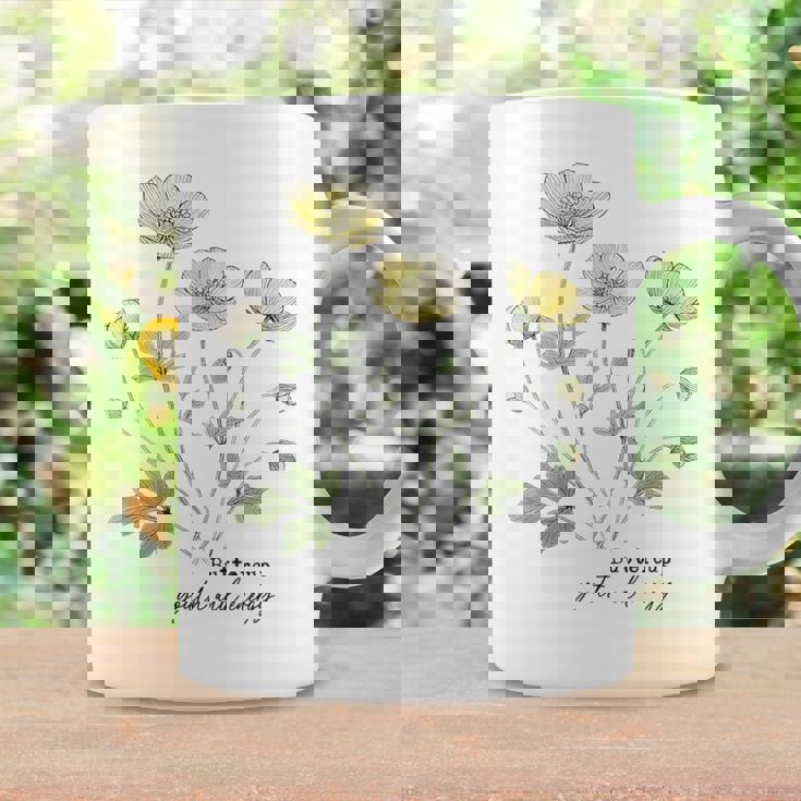 キンポウゲ 花柄 ボタニカルtシャツ ヴィンテージ 自然 野花 アート コーヒーマグ ギフトのアイデア