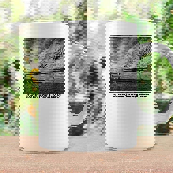 クイーンズベリークロッシング スコットランド 写真 風景 B&W ライト コーヒーマグ ギフトのアイデア